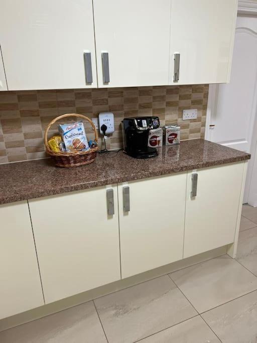 Gated Home Close To Birmingham City Centre Ngoại thất bức ảnh